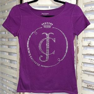 LN~Juicy Couture~Purple JC Print~Crew Neck~Stretch~Short Sleeve Top~Bling~XS